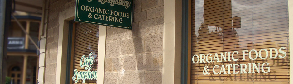 Cafe Symphony shop signage